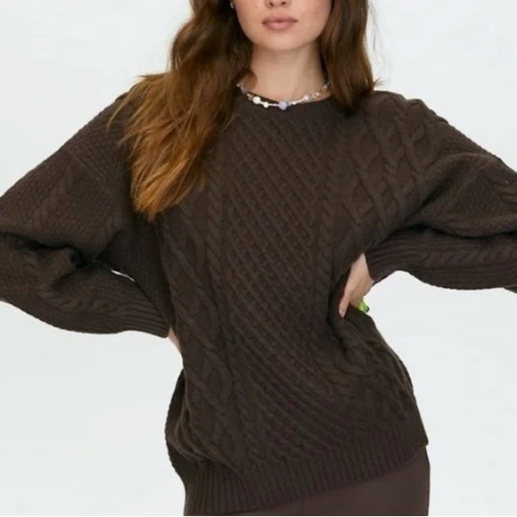 Sunday Best Sweaters - Aritzia Sunday Best Peggy Sweater